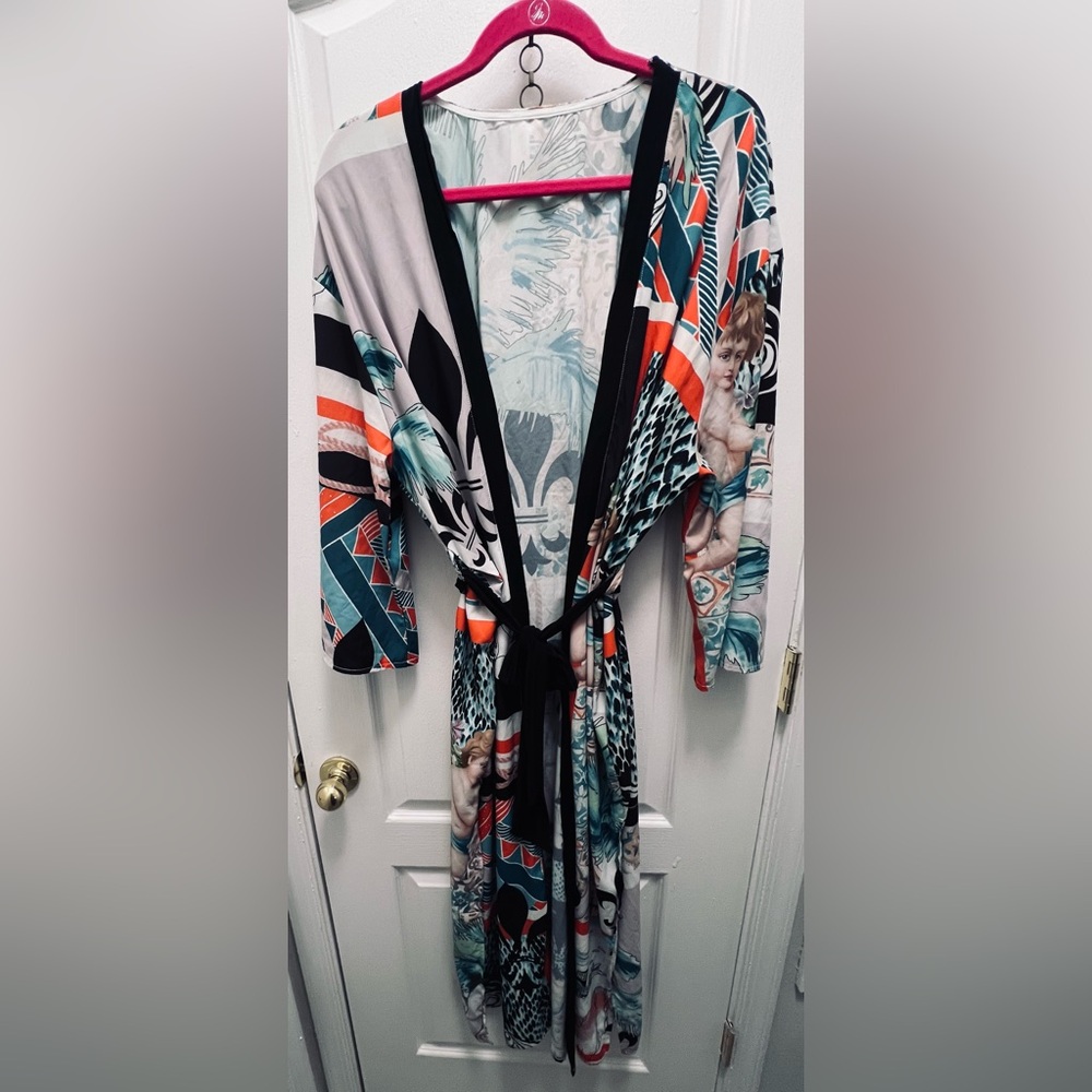 Colorful Patterned Robe - Picture 3 of 3